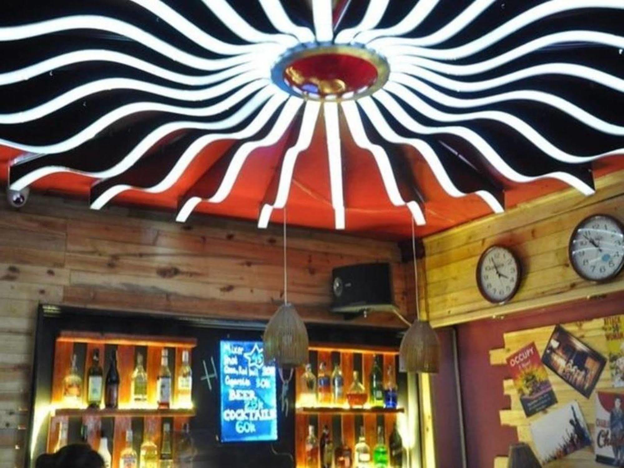 Hanoi Downtown Hostel Экстерьер фото